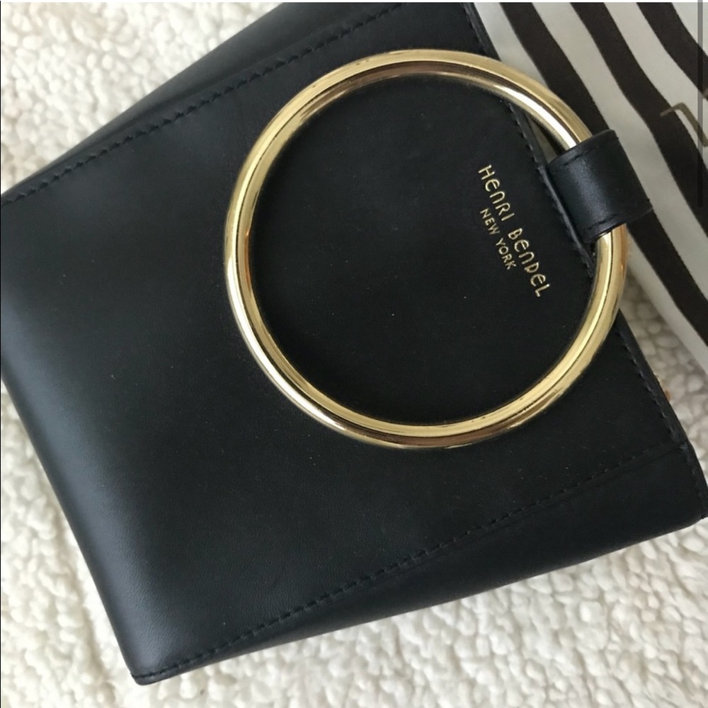 Henri Bendel ring bag 🖤